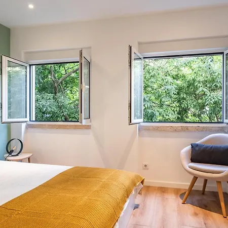 Apartment Akicity Anjos Moss Lissabon